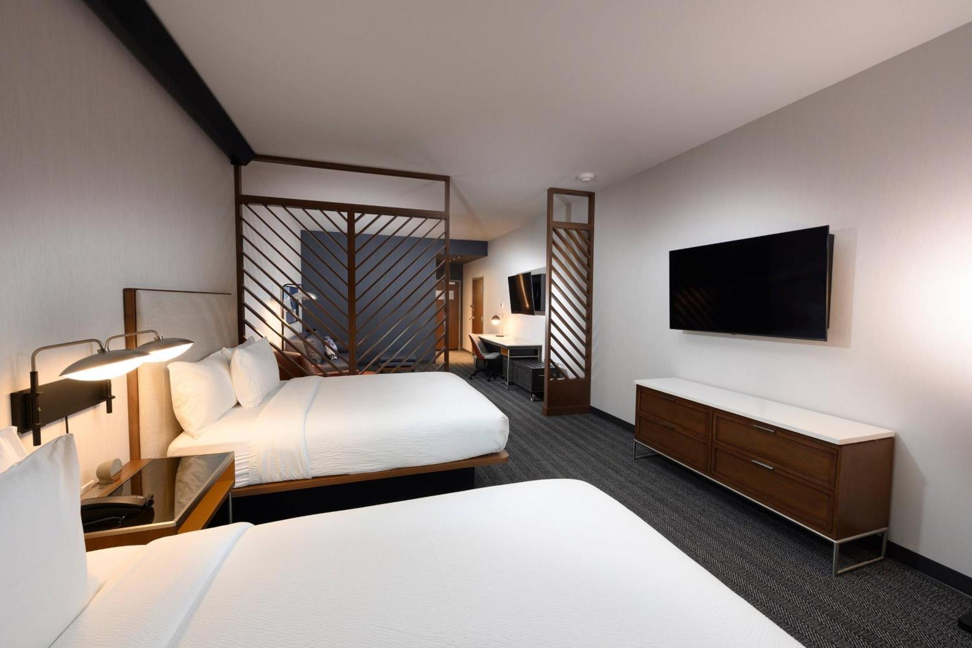 Courtyard By Marriott Charlotte Waverly 3*
